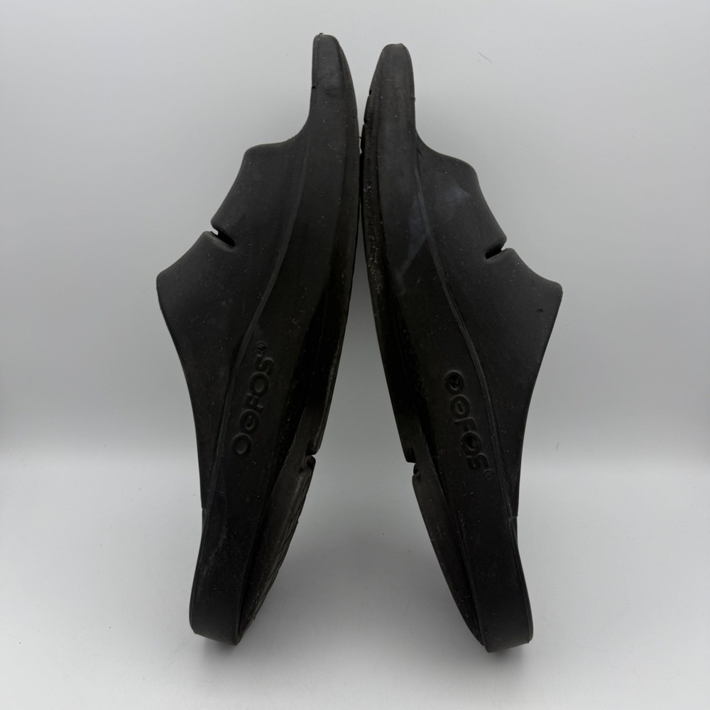 Oofos Ooahh Recovery Slides Mens 10 Womens 12 Black Athletic Sandals Comfort - Picture 6 of 8